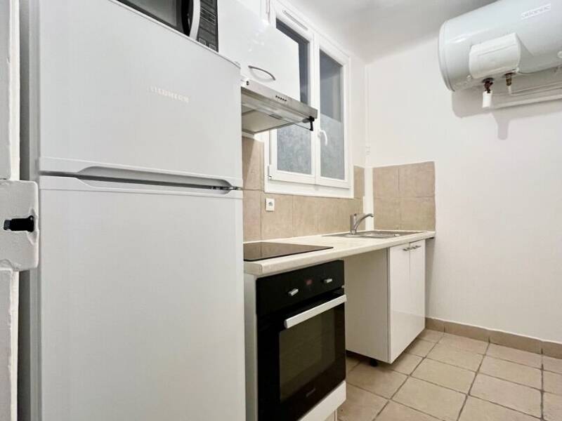 Maison à louer, 45m², PARIS 18E