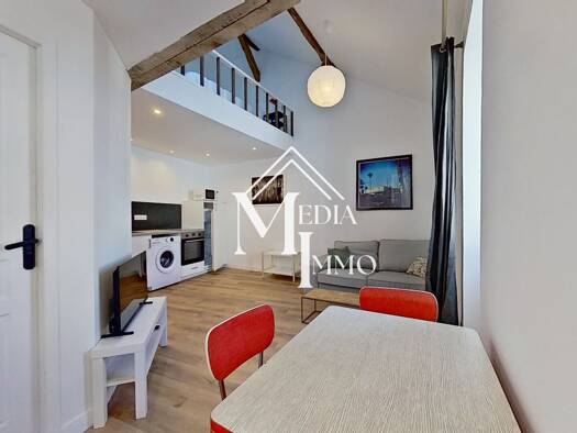 Duplex à louer 645 € 2 pièces 1 chambre 31 m² Étage 2/2 Dufau-Tourasse Pau 64000