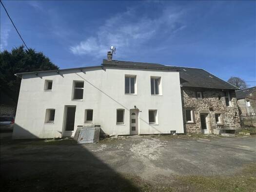 Maison à vendre 56 000 € 7 pièces 3 chambres 151 m² 403 m² de terrain St Vaury 23320