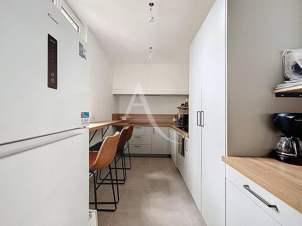 CHAMBRE DE 15.78m² DANS MAISON DE 144 M² - MEUBLEE - TOUTE CHAR — 5