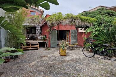 Maison de plain-pied à vendre 890 000 € 4 pièces 3 chambres 130 m² 350 m² de terrain Cagnes-sur-Mer 06800