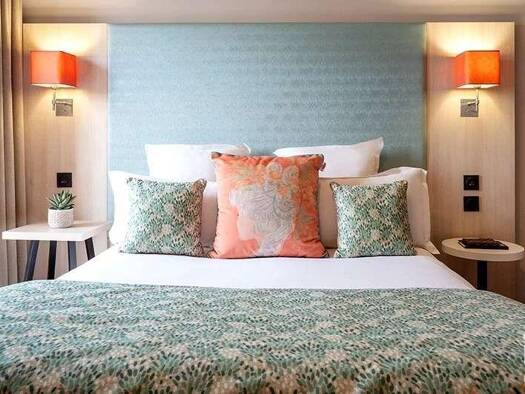 Local commercial à vendre 159 200 € 41 m² de surface de vente Bois de la Grille Guyancourt 78280