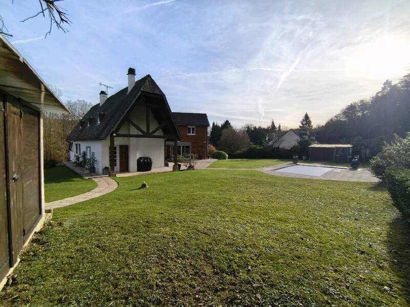 Maison à vendre, 290m², VALLANGOUJARD