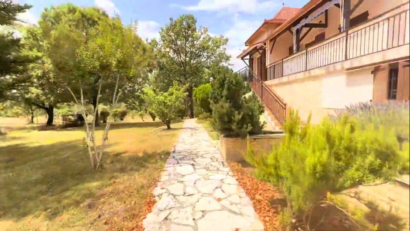 Maison à vendre, 175m², LE MONTAT