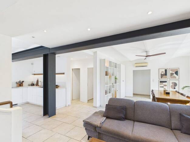 Maison à vendre 289 000 € 5 pièces 3 chambres 137,5 m² 121 m² de terrain Armissan 11110