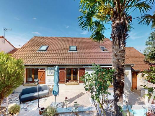 Maison à vendre 389 000 € 6 pièces 4 chambres 127 m² 428 m² de terrain Ecquevilly 78920