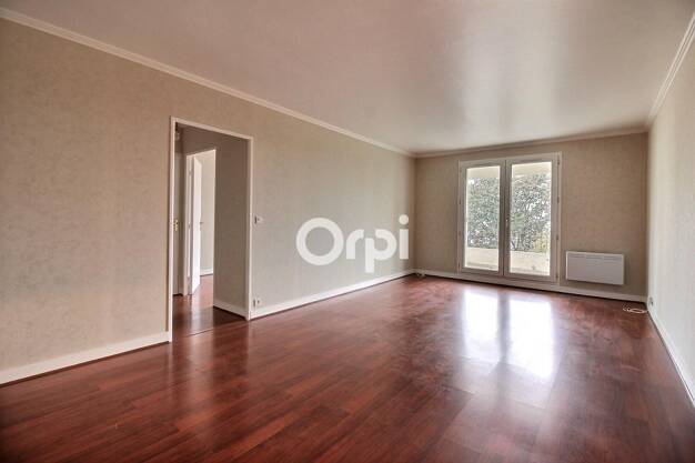 Appartement à louer 800 € 2 pièces 1 chambre 53,9 m² 3ème étage Le Plateau Viry-Châtillon 91170