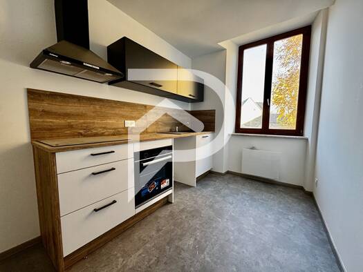 Appartement à louer - Première occupation 749 € 4 pièces 3 chambres 100 m² Étage 1/3 Fénétrange 57930