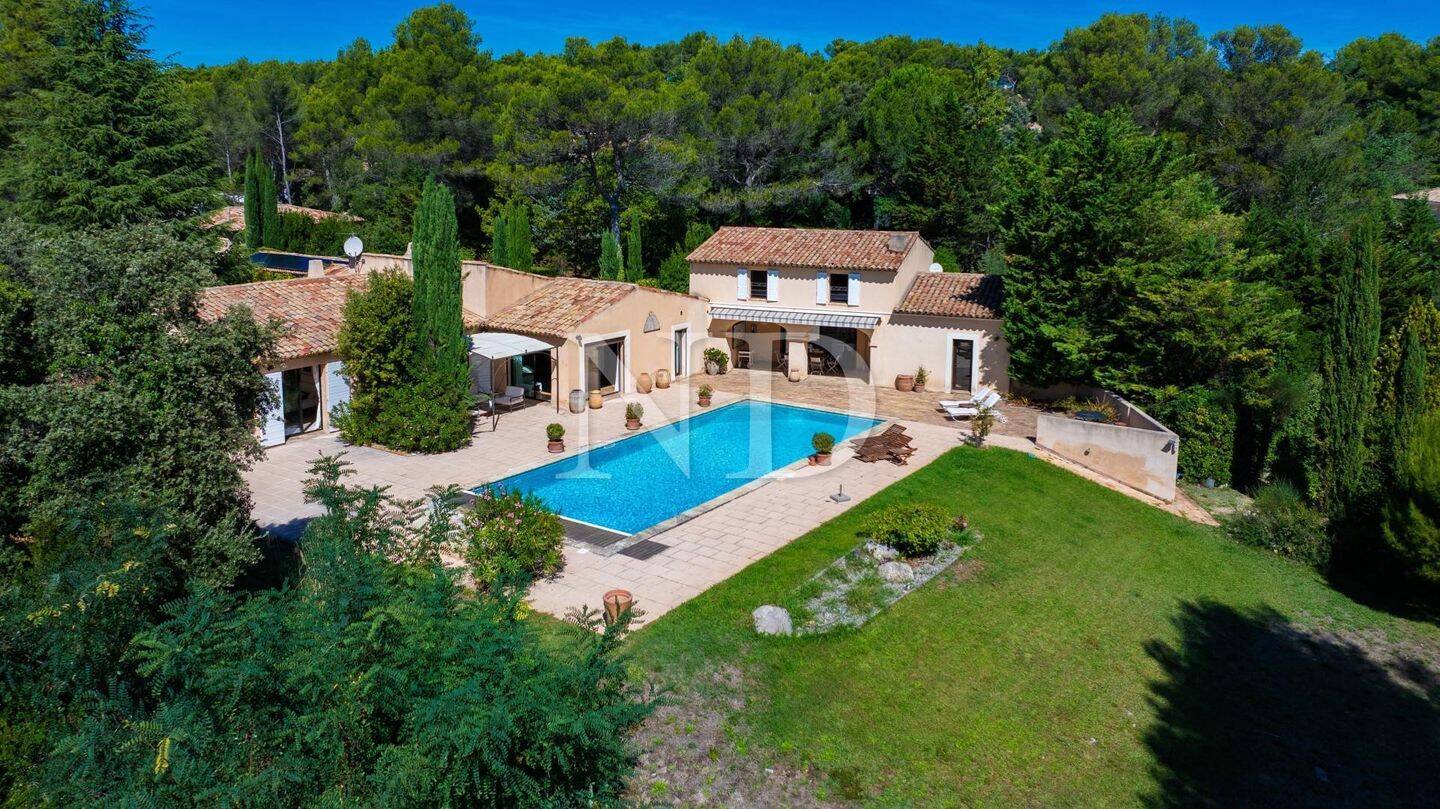 Maison à vendre, 455m², SAINT MARC JAUMEGARDE