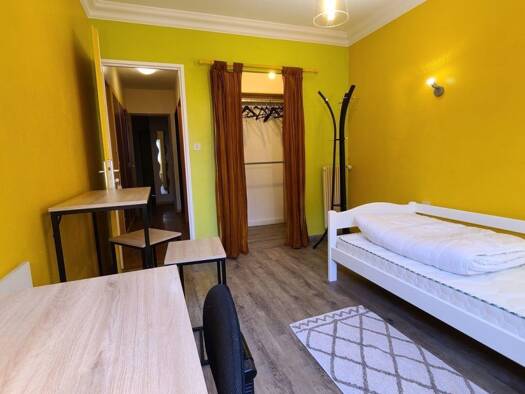 Colocation à louer - logement étudiant 500 € 1 pièce 66 m² 1er étage Rennes 35000