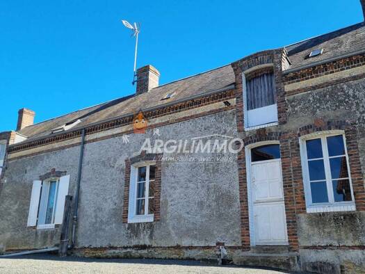 Maison à vendre 44 500 € 4 pièces 1 chambre 114,5 m² 715 m² de terrain Saint-Calais 72120