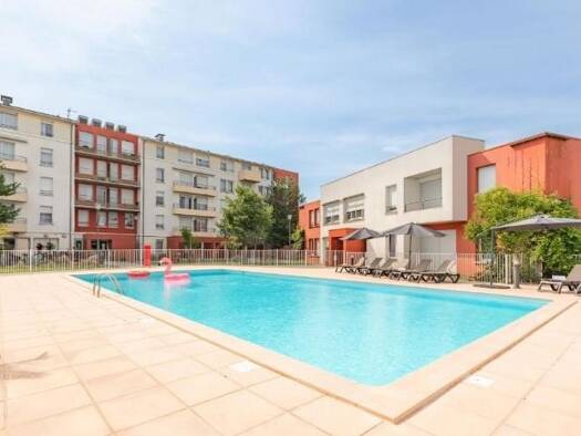 Appartement à vendre 116 000 € 3 pièces 2 chambres 47 m² Étage 1/1 Cornebarrieu 31700