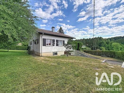 Maison à vendre 188 000 € 8 pièces 5 chambres 138 m² 944 m² de terrain Ville-sur-Illon 88270
