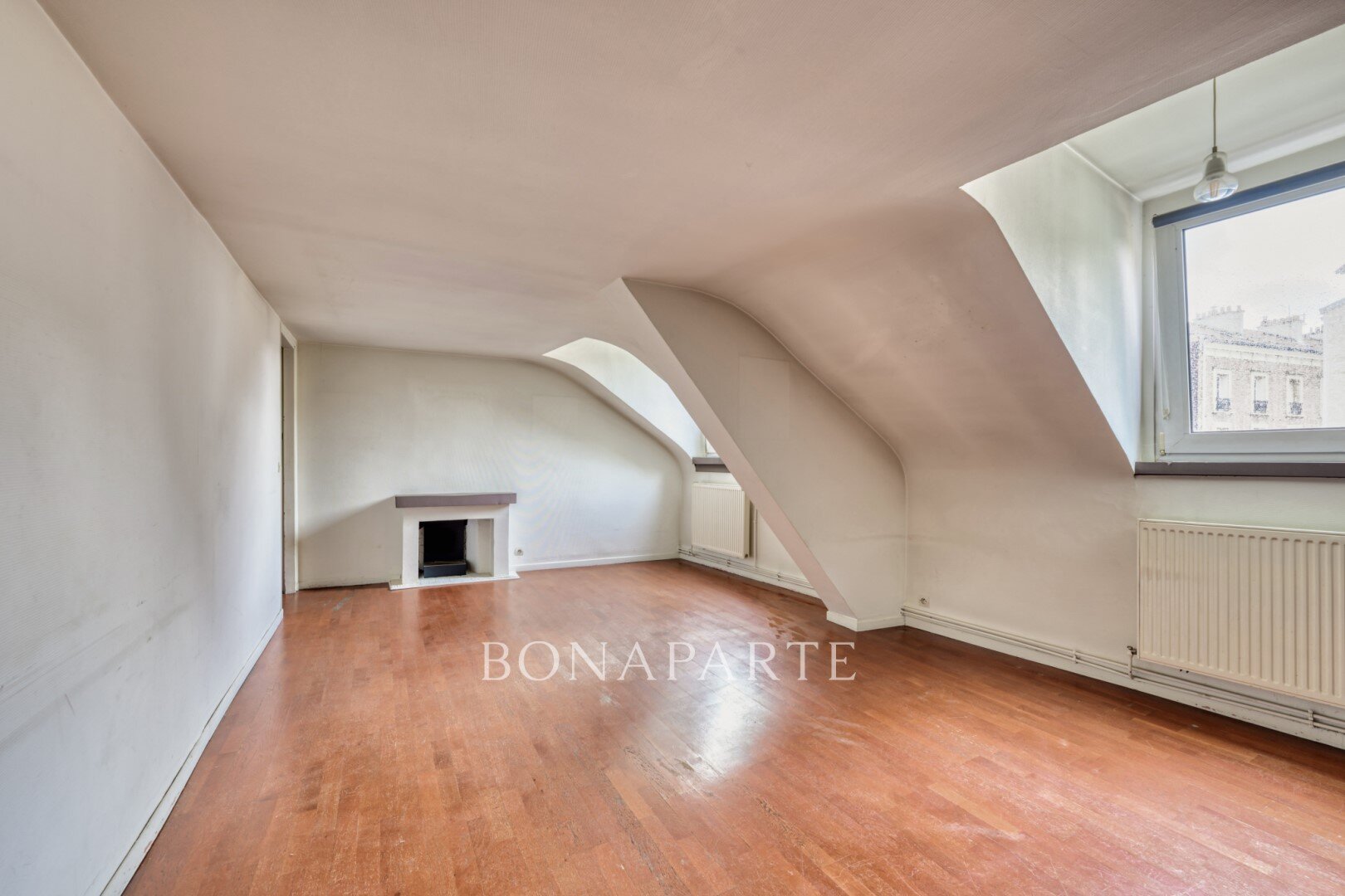 Appartement à vendre 550 000 € 6 pièces 4<br/>chambres 124 m²<br/>superficie 3/3<br/>étage Chefson-de Gaulle Bois Colombes 92270