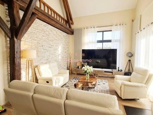 Maison à vendre 285 000 € 9 pièces 5 chambres 222 m² 3 639 m² de terrain Saint-Genou 36500
