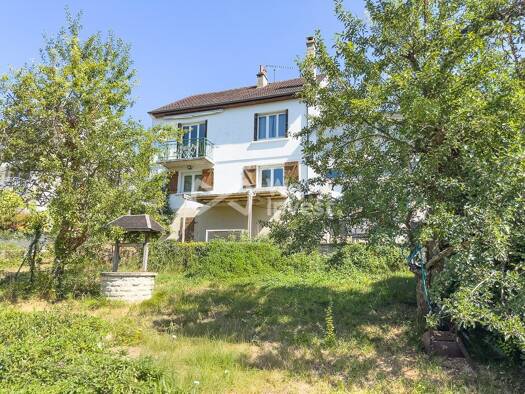 Maison à vendre 190 000 € 6 pièces 3 chambres 94 m² 670 m² de terrain Gerbrois-Saint Martin-Le Buisson-Vincelles Château-Thierry 02400
