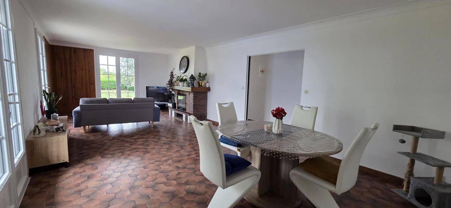 Maison à vendre, 153m², NANTEUIL