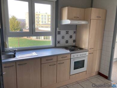 Appartement à louer 464 € 4 pièces 2 chambres 72 m² Étage 3/5 Tronville en Barrois 55310