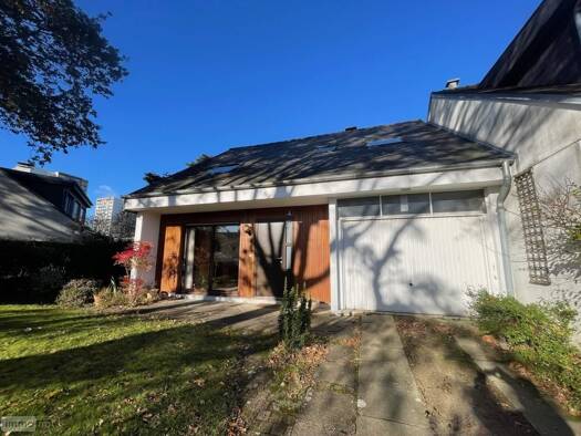 Maison à vendre 396 500 € 6 pièces 3 chambres 111 m² 451 m² de terrain Le Blosne Rennes 35000