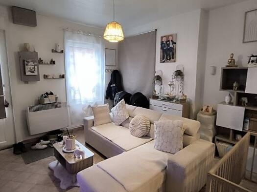 Maison à vendre 85 500 € 4 pièces 3 chambres 82 m² 91 m² de terrain Centre Fourmies 59610