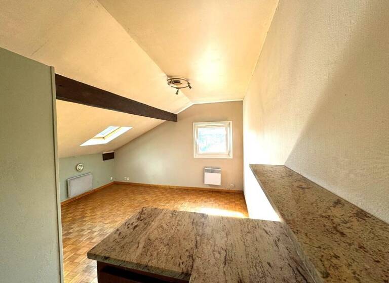 Appartement à vendre 99 000 € 2 pièces 1<br/>chambre 32 m²<br/>superficie 2ème<br/>étage Ascott-Village Ouest-Le Verger Roissy-en-Brie 77680