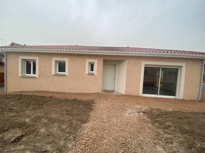 Maison à louer, 110m², POUILLY SOUS CHARLIEU