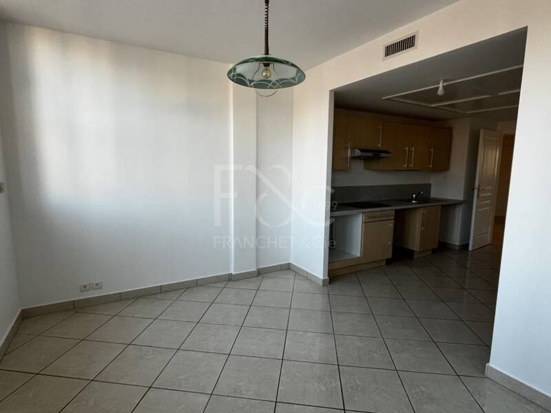 Maison à louer, 113m², LYON 2E