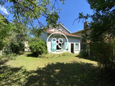 Maison à vendre 65 400 € 4 pièces 3 chambres 75 m² 2 500 m² de terrain Brienne le Chateau 10500