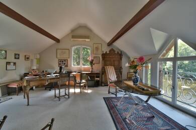 Propriété à vendre 368 000 € 8 pièces 5 chambres 227 m² 15 500 m² de terrain Argenton-sur-Creuse 36200