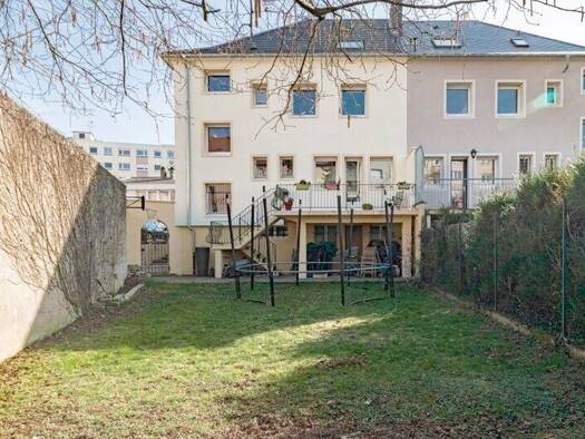 Maison de ville à vendre 565 000 € 8 pièces 6 chambres 176 m² 402 m² de terrain Saint Pierre Thionville 57100