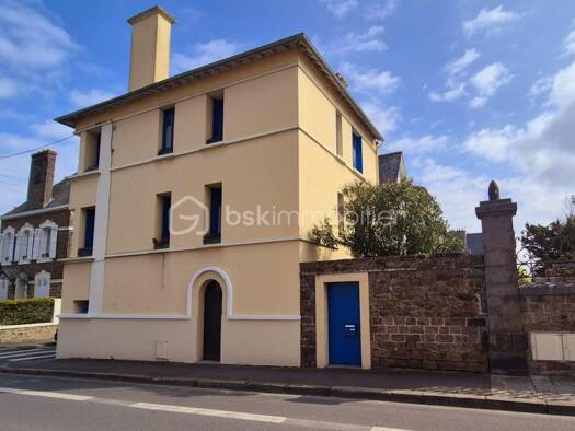 Maison de ville à vendre 625 000 € 5 pièces 4 chambres 136 m² 97 m² de terrain Saint-Malo 35400