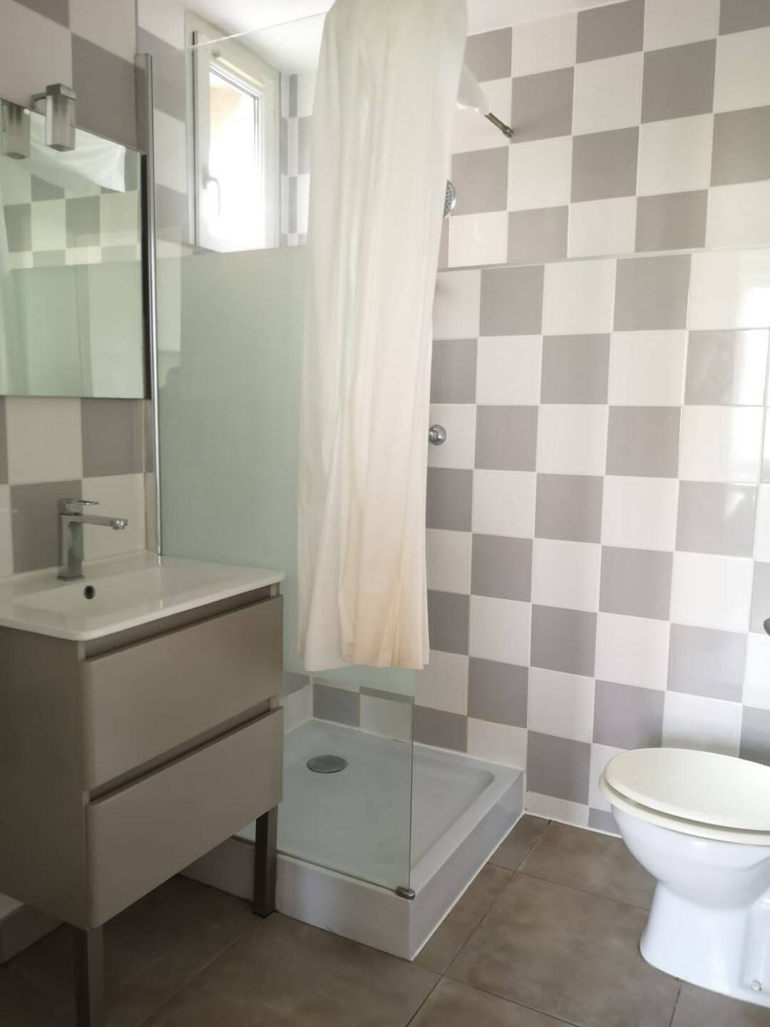 Maison à louer, 30m², VALENCE