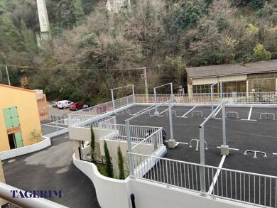 Garage/Stationnement à louer 110 € Le Rostit La Trinite 06340