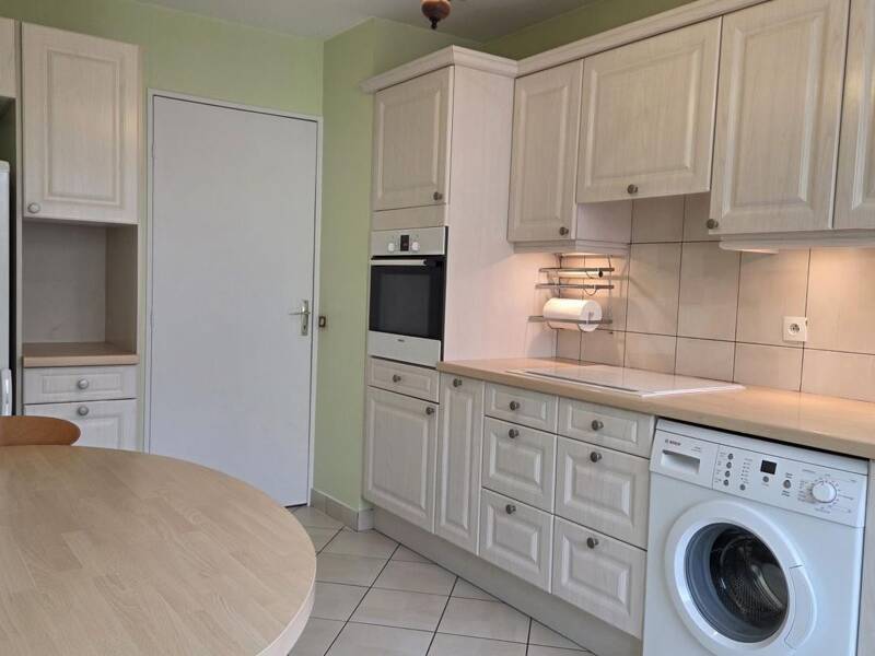 Maison à louer, 93m², LYON 8E