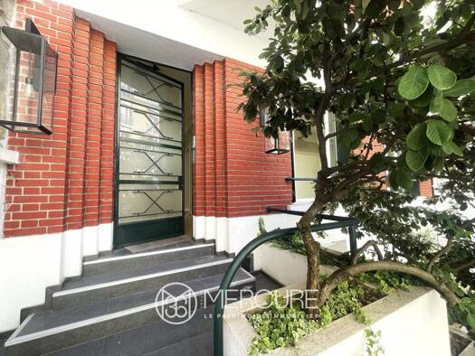 Maison de ville à louer 7 500 € 8 pièces 5 chambres 175 m² Prince–Marmottan Boulogne-Billancourt 92100