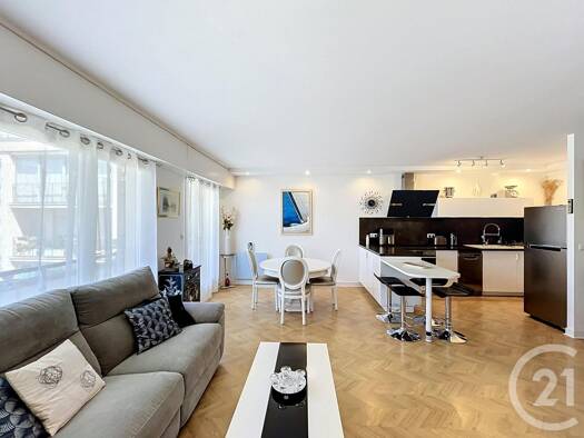 Appartement à vendre 485 000 € 3 pièces 2 chambres 68,3 m² 2ème étage Chatou 78400