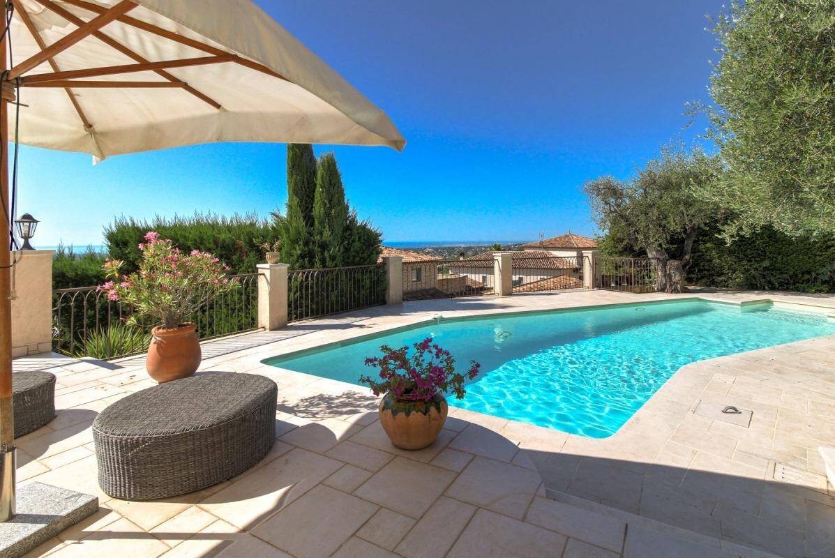Maison à vendre, 250m², GATTIERES