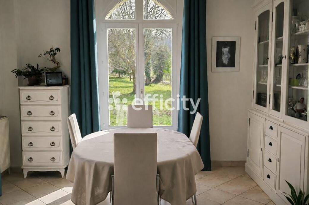 Maison à vendre, 254m², MIRECOURT