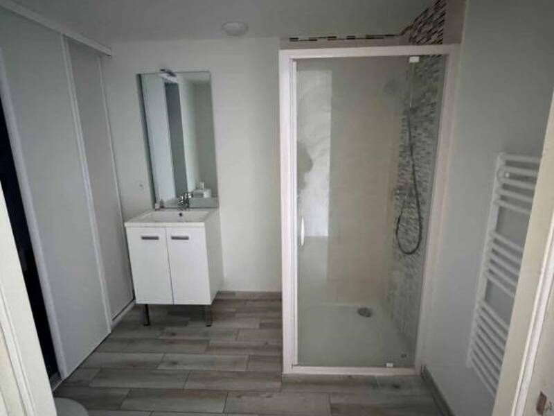 Maison à louer, 35m², SAINT JULIEN LES VILLAS