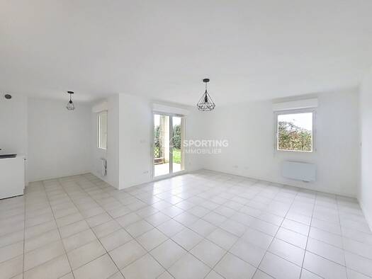 Appartement à vendre 84 000 € 3 pièces 2 chambres 62 m² RDC Pineuilh 33220