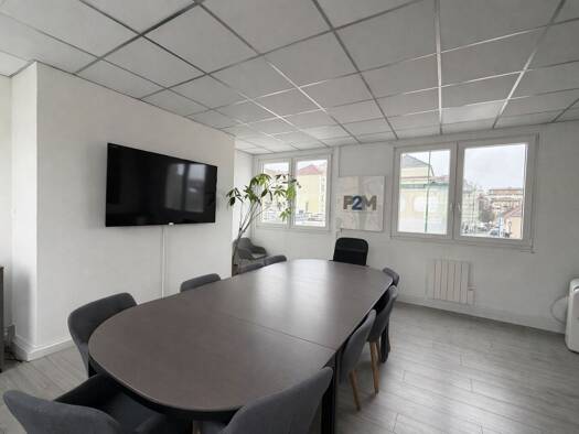 Local commercial à vendre 420 000 € 101 m² de surface de vente Juillet Zola Alfortville 94140