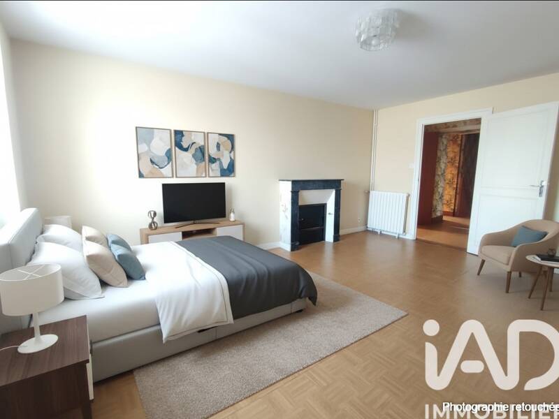 Maison à vendre, 204m², MONTRELAIS