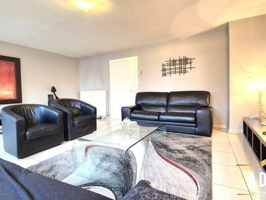 Duplex à vendre 334 500 € 4 pièces 3 chambres 112 m² RDC Longeville-lès-Metz 57050