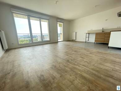 Appartement à louer - Neuf 990 € 4 pièces 3 chambres 85 m² Étage 2/5 Coteaux Ouest-Pasteur Rouen 76000
