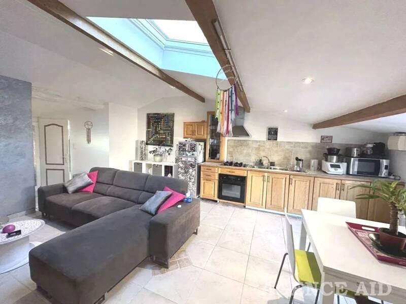 Maison à louer, 34m², CUGES LES PINS