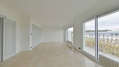 Appartement à louer 796 € 3 pièces 2 chambres 77 m² Étage 5/8 Bergson-La Terrasse Saint-Étienne 42000