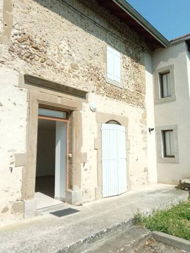 Duplex à louer 596 € 4 pièces 3 chambres 95 m² Dernier étage, Étage 1/1 Miribel 26350