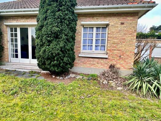 Maison de plain-pied à vendre 289 000 € 5 pièces 3 chambres 75 m² 370 m² de terrain Bray-Dunes 59123