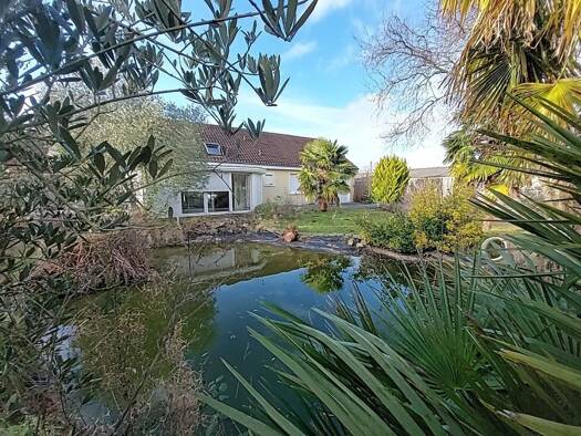 Maison à vendre 191 700 € 4 pièces 3 chambres 116 m² 1 257 m² de terrain Mareuil-sur-Cher 41110