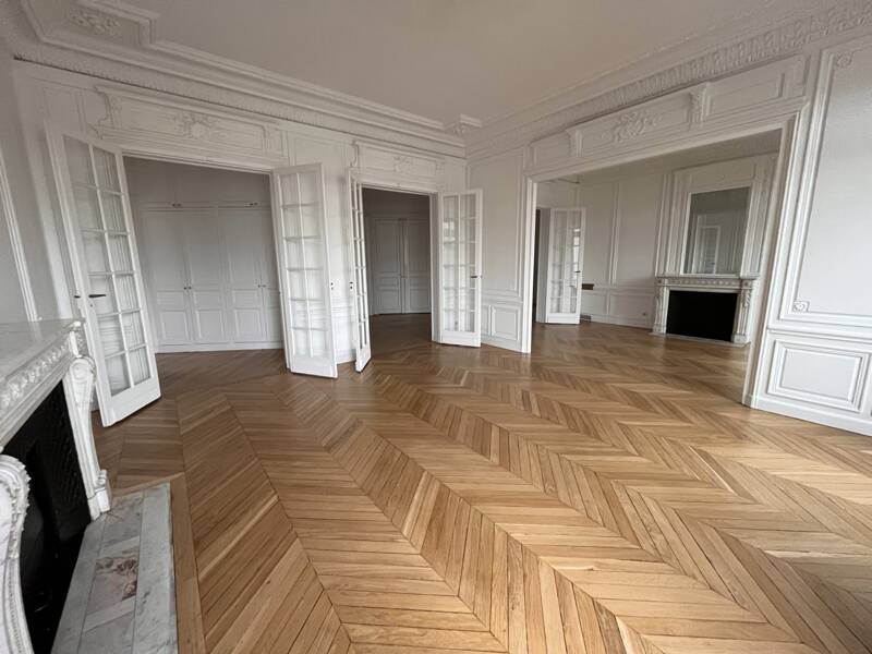 Maison à louer, 212m², PARIS 17E